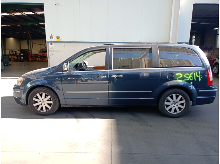 Chrysler Grand Voyager V (RT) from the year 2008