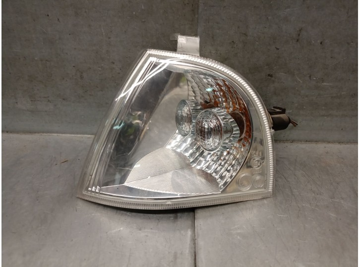 Replacement left front light for Skoda Octavia I (1U2) 1.9 TDI OEM IAM reference 9EL53407501 1U0953155D 