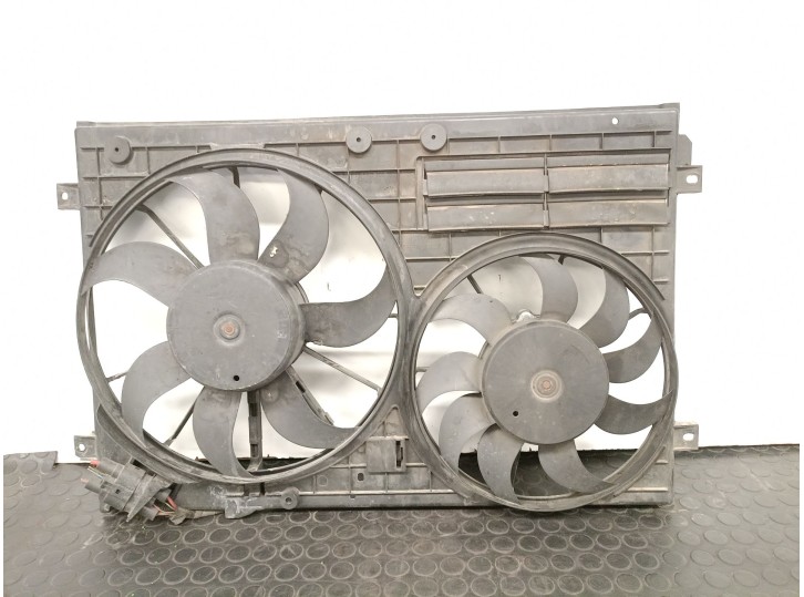 Recambio de electroventilador para volkswagen golf v (1k1) 2.0 tdi referencia OEM IAM 1K0121207AD 1355D300185 