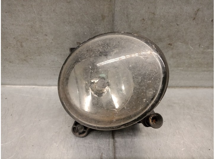 Recambio de faro antiniebla derecho para seat exeo (3r2) 2.0 tdi referencia OEM IAM 8T0941700A 8T0941700A