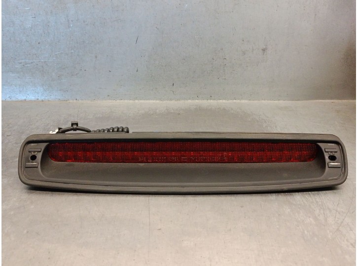 Recambio de luz central de freno para hyundai tucson (jm) 2.0 crdi referencia OEM IAM 927002E051 927002E051 