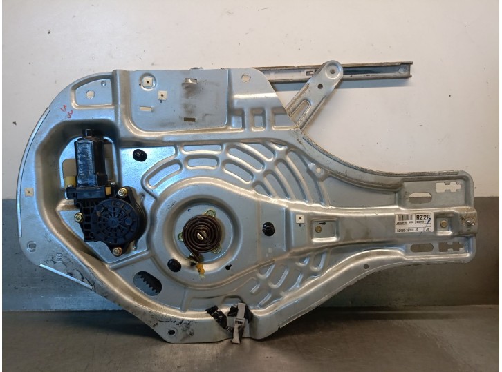 Recambio de elevalunas delantero derecho para hyundai tucson (jm) 2.0 crdi referencia OEM IAM 824802E010 824062E000 