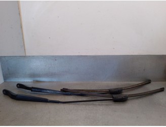 FRONT RIGHT WIPER ARM 8200734776B 