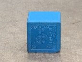 Recambio de rele para dacia spring ev (b6m1) referencia OEM IAM 8200900821