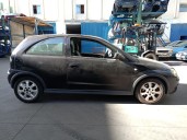 opel corsa c (x01) del año 2004