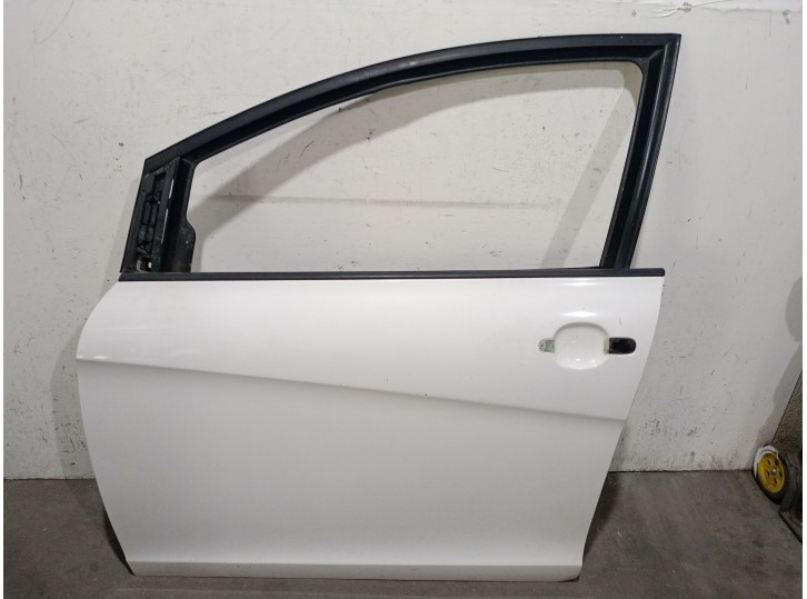 Second-hand front left door replacement for Seat Altea XL (5P5, 5P8) 1.6 TDI OEM IAM reference 5P0831055A 5P0831055A