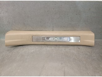 Recambio de molduras traseras para lexus rx (_u3_) 400h awd (mhu38_) referencia OEM IAM 6793048050 6793048050 
