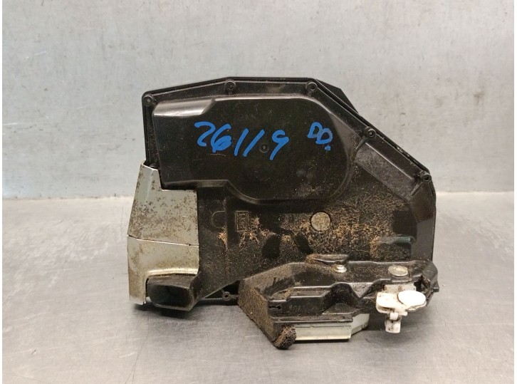 Replacement front right door lock for Suzuki Swift III (MZ, EZ) 1.3 (RS 413) OEM IAM reference 8220162J22 8220162