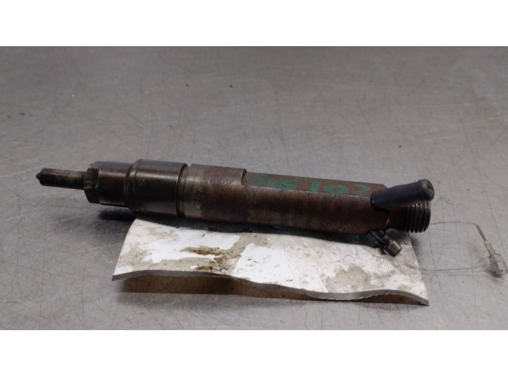 Recambio de inyector para audi a3 (8l1) 1.9 tdi referencia OEM IAM 028130202P