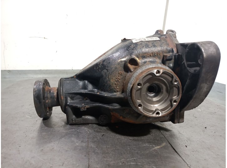 Recambio de diferencial trasero para bmw 5 (e39) 530 d referencia OEM IAM 7504996 33107504997 2.35