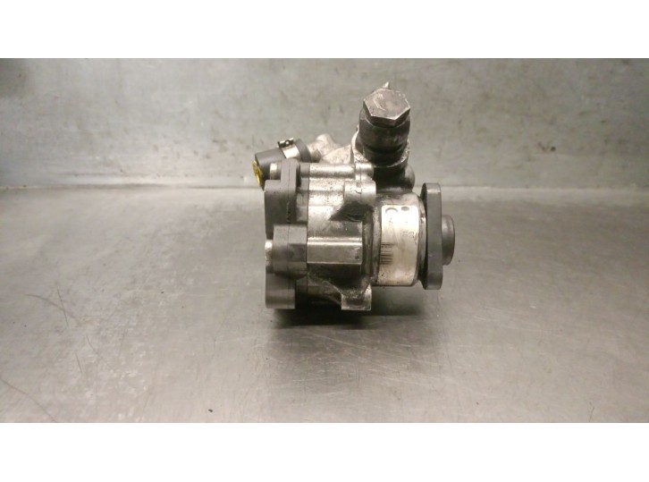 Recambio de bomba servodireccion para bmw 5 (e60) 520 i referencia OEM IAM 32416766190 32416766190 