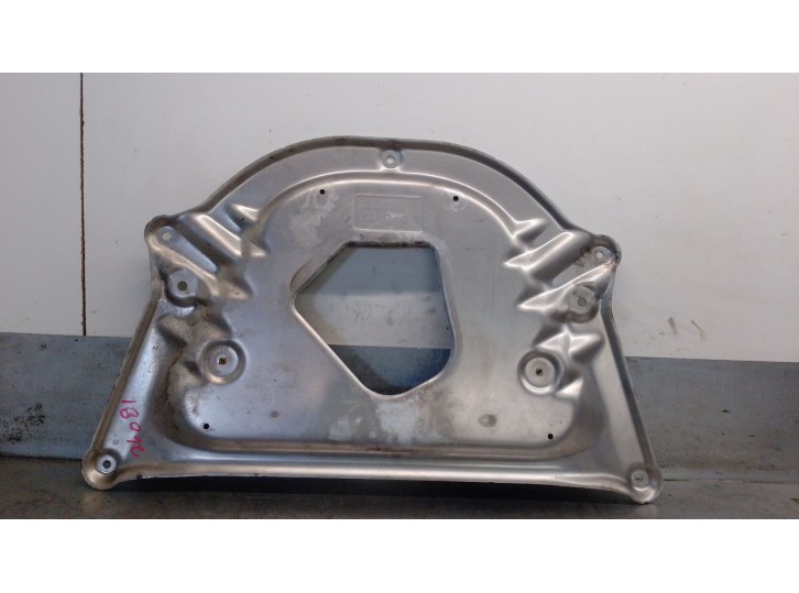 Recambio de cubrecarter para bmw 5 (e60) 520 i referencia OEM IAM 31116759878