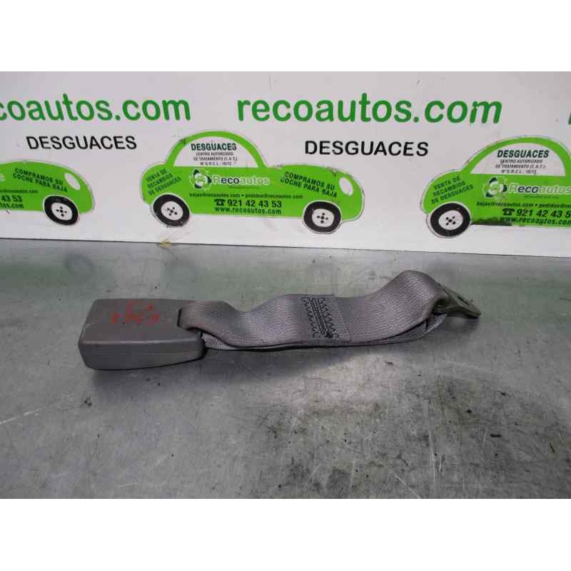 Recambio de enganche cinturon para nissan pick-up (d22) cabina doble challenge 4x4 referencia OEM IAM   4 PUERTAS