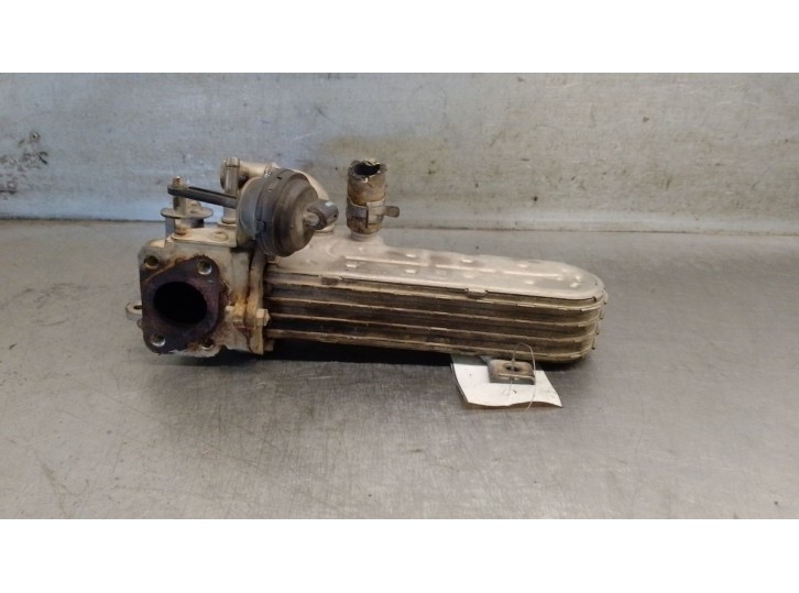 Recambio de enfriador egr para jeep compass (mk49) 2.0 crd 4x4 referencia OEM IAM 03G131513K 68019951AA 