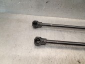 Replacement tailgate / boot lid shock absorbers for Citroën Xsara Picasso (N68) 2.0 HDi OEM IAM reference 9631535080 8731F1 