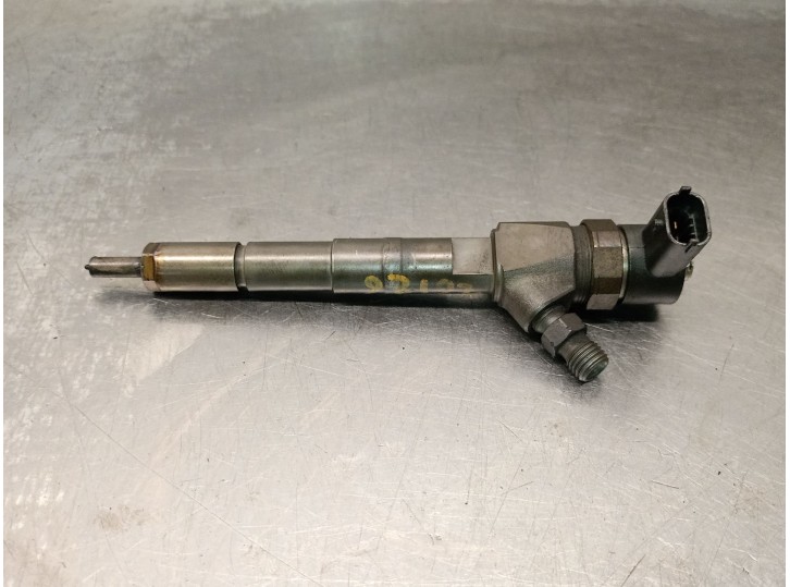 Replacement injector for Fiat 500L (351_, 352_) 1.6 D Multijet (199LYE1B) OEM IAM reference 0445110524 0445110524