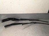 Replacement front left wiper arm for Nissan Almera Tino (V10) 1.8 OEM IAM reference 28881BU000 28881BU000