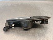 Replacement front left interior door handle for Seat Leon (1P1) 1.9 TDI OEM IAM reference 5P0837113 5P0837113 