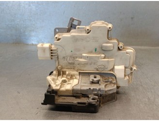 REAR LEFT DOOR LOCK 1P0839015 1P0839015 