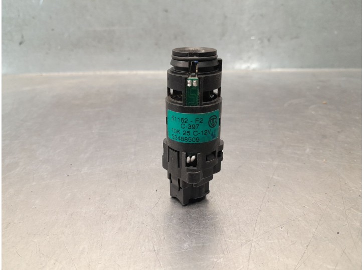 Replacement sensor for Alfa Romeo 156 (932_) 1.9 JTD 16V (932AXE00) OEM IAM reference 52488509