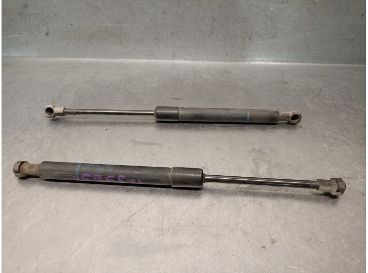 Replacement trunk / tailgate dampers for Saab 9-3 convertible (YS3F) 1.9 TID OEM IAM reference 12831543C 12831543 