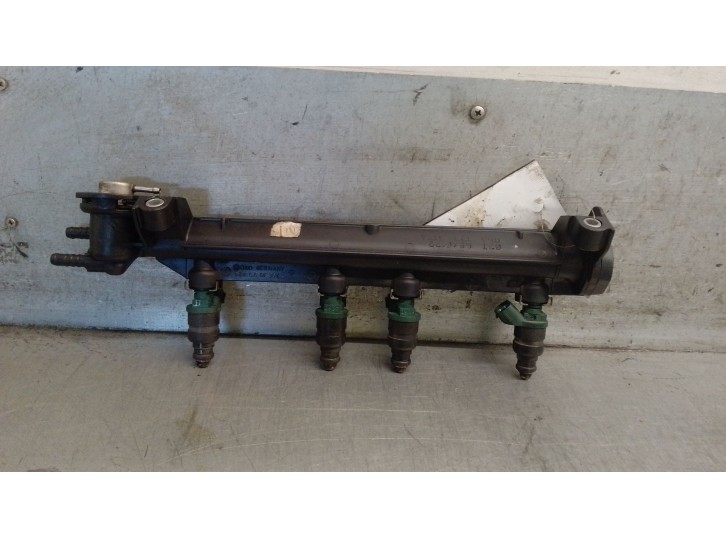 Recambio de rampa inyectora para skoda octavia i (1u2) 1.6 referencia OEM IAM 06A133317A 06A133317A 