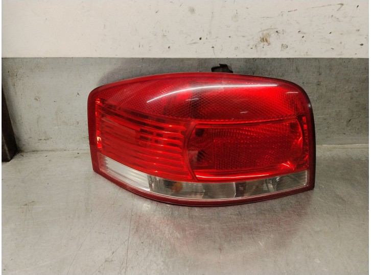 Replacement left rear light for Audi A3 (8P1) 2.0 TDI 16V OEM IAM reference 8P0945095 8P0945095 