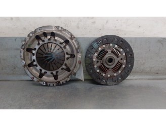 Recambio de kit embrague para lancia ypsilon (843_) 1.3 d multijet (843.axe11, 843.axe1a) referencia OEM IAM 71748777 71748777 
