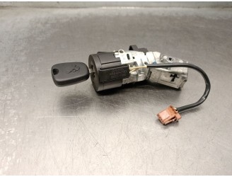 Replacement ignition switch for Peugeot 508 SW I (8E_) 2.0 BlueHDi 150 OEM IAM reference 4162WK 4162WK E1105995