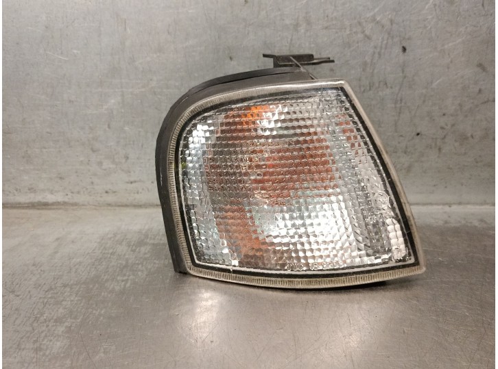 Replacement front right light for Nissan Primera (P10) 1.6 OEM IAM reference B613086J00 B613086J00 