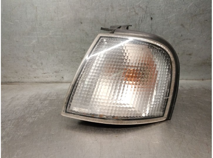Replacement front left light for Nissan Primera (P10) 1.6 OEM IAM reference B613586J00 B613586J00 