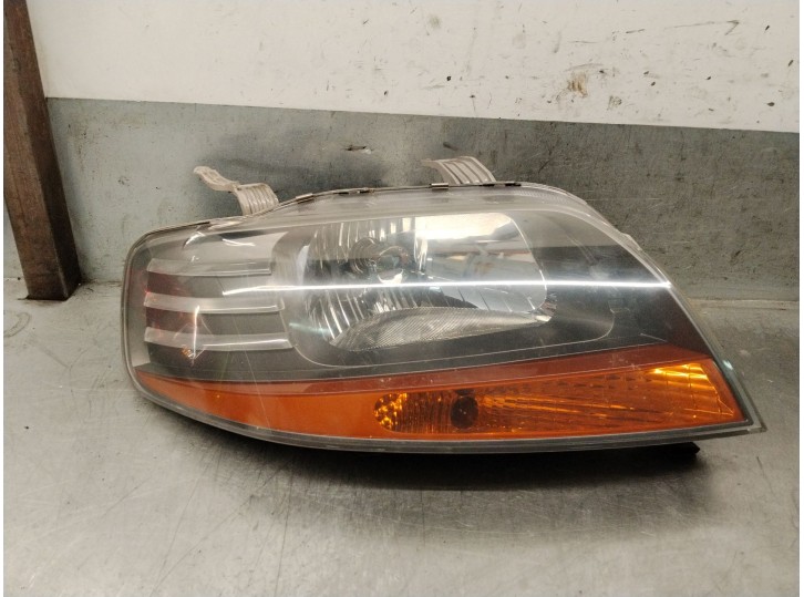 Recambio de faro derecho para chevrolet aveo / kalos hatchback (t200) 1.4 16v referencia OEM IAM 96408155 96408155 