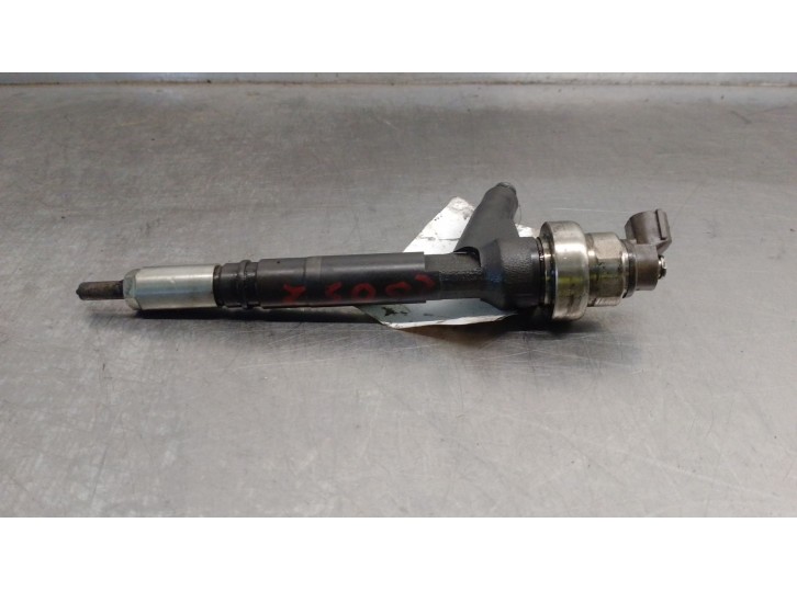 Recambio de inyector para opel combo furgoneta/monovolumen 1.7 cdti 16v referencia OEM IAM 8973138613 05H08334