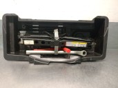 Replacement jack for audi a4 b9 (8w2, 8wc) 2.0 tdi OEM IAM reference 8W0011031C 8W0011031C