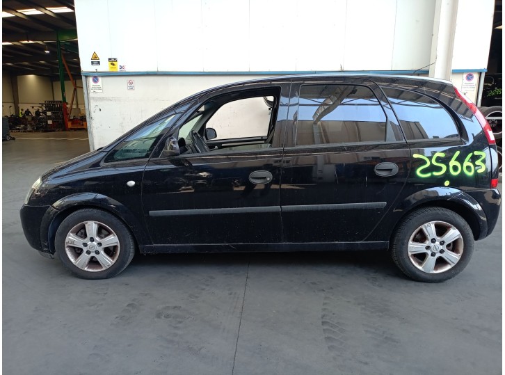 Opel Meriva A Minivan (X03) from the year 2005