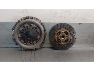 Recambio de kit embrague para nissan primera (p10) 1.6 referencia OEM IAM 3021070J00 3021070J00 