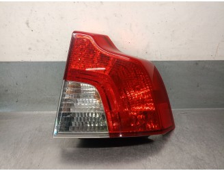 REAR RIGHT TAIL LIGHT 31214608 30763496 