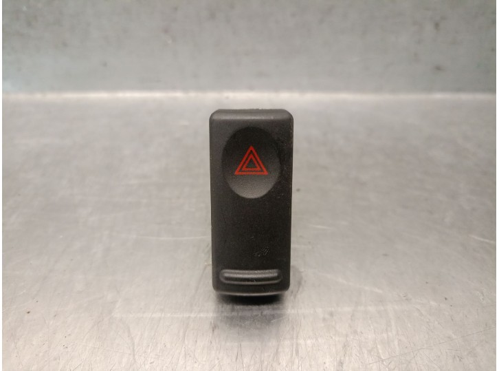 Recambio de warning para renault 19 ii chamade (l53_) 1.4 referencia OEM IAM 7700817335 7700817335 