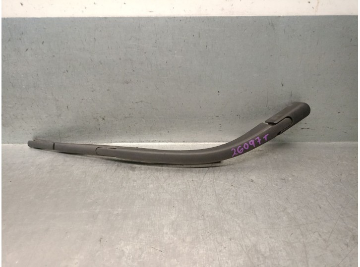 Recambio de brazo limpia trasero para peugeot 107 (pm_, pn_) 1.0 referencia OEM IAM 6405V5 6405V5 