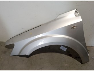 LEFT FRONT FENDER K68089549AA K68089549AA 