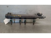 Replacement fuel rail for Volkswagen Golf IV (1J1) 1.6 OEM IAM reference 06A133317A 06A133317A 