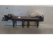 Replacement fuel rail for Volkswagen Golf IV (1J1) 1.6 OEM IAM reference 06A133317A 06A133317A 