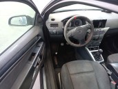 opel astra h gtc (a04) del año 2007