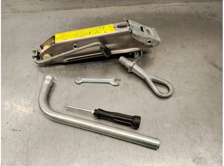 Recambio de gato para audi a6 c5 (4b2, 4b4) 2.5 tdi quattro referencia OEM IAM 8L0011031A 8L0011031A 