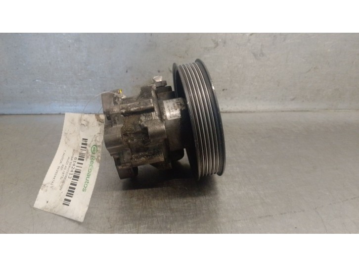 Recambio de bomba servodireccion para audi a5 (8t3) 2.7 tdi referencia OEM IAM 8K0145156N 8K0145156N 7690955129