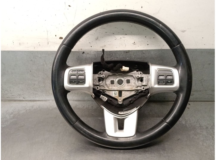 Recambio de volante para fiat freemont (345_) 2.0 jtd referencia OEM IAM P1RU63DX9AG K1RU63DX9AH 