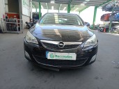 opel astra j (p10) del año 2011