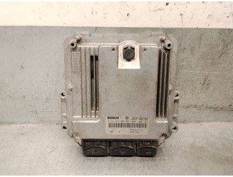 Replacement engine ECU for Renault Trafic II van (FL) 2.0 dCi 115 (FL01, FL0U) OEM IAM reference 8200666516 0