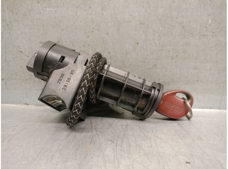Recambio de conmutador de arranque para fiat punto (176_) 55 1.1 referencia OEM IAM 46421952 46543447 