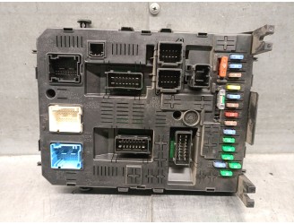 RELAY / FUSE BOX 9812189480 981218948002 